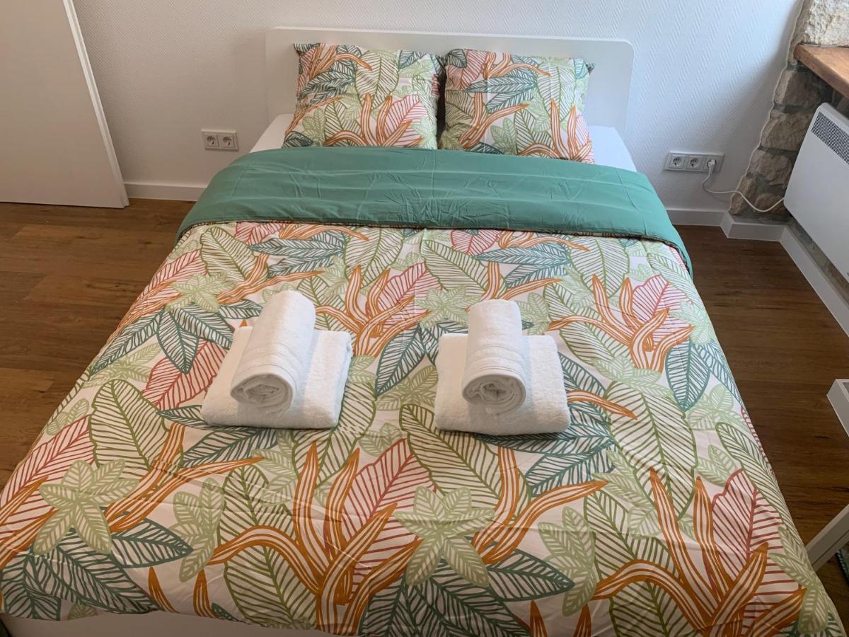 Private Room In The City Centre Ες Σιρ Αλζέτ Εξωτερικό φωτογραφία